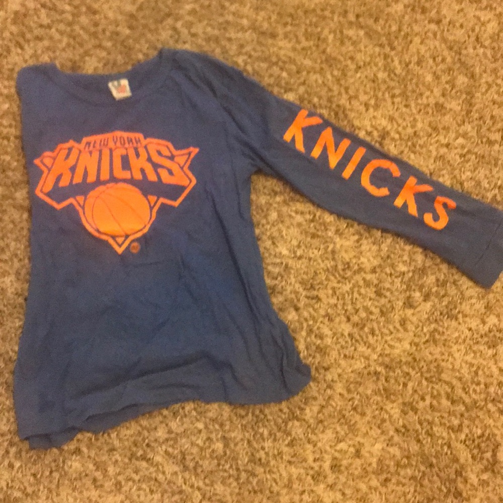 Knicks long sleeve tee